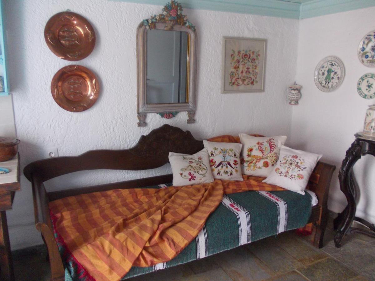 Nyfes Traditional Boutique Frosyni Skyros Exterior photo